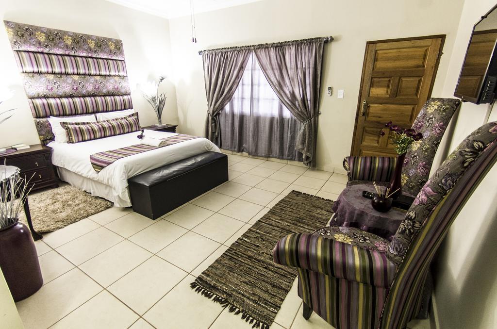 Dei Gratia Guest House Musina Esterno foto